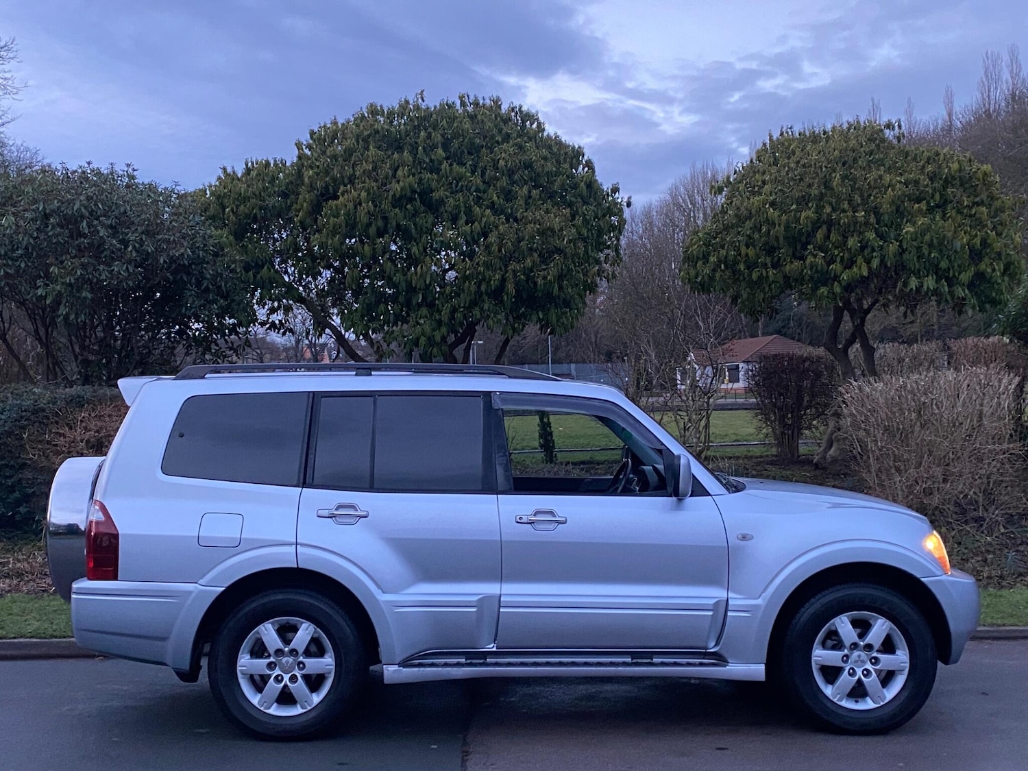 Used Mitsubishi Shogun 2004 for sale - 77524416: Photo 7