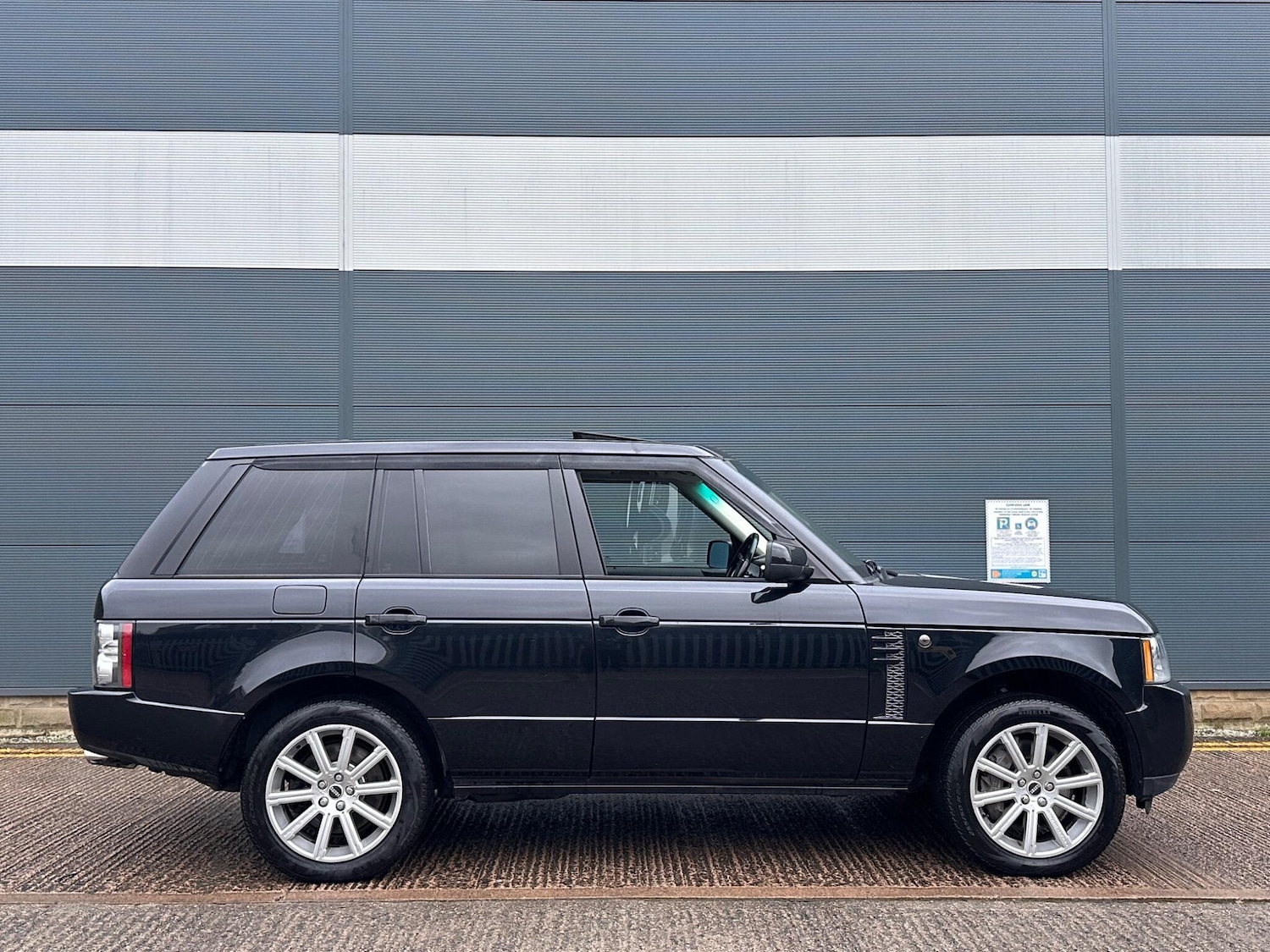 Used Land Rover Range Rover 2011 for sale - 77376204: Photo 13