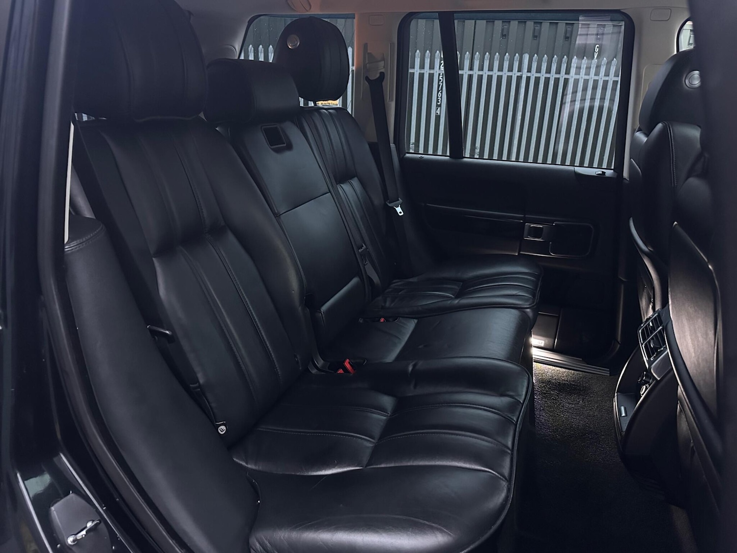 Used Land Rover Range Rover 2011 for sale - 77376204: Photo 23