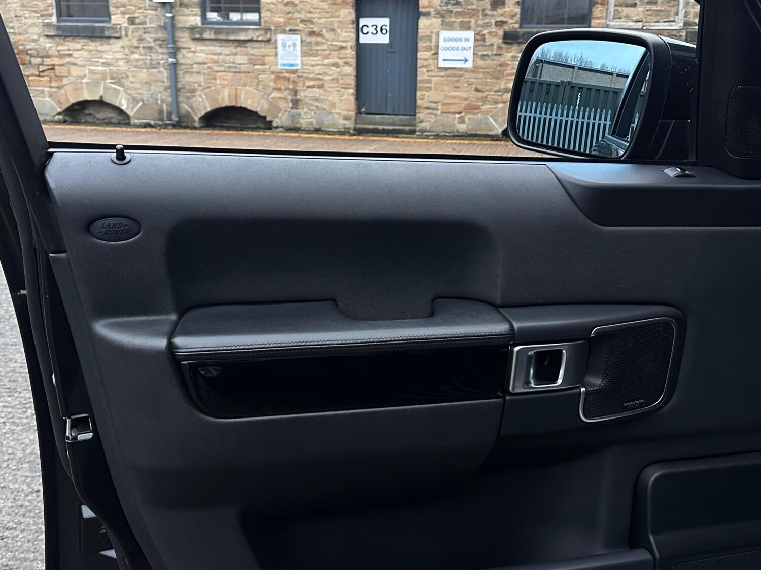 Used Land Rover Range Rover 2011 for sale - 77376204: Photo 37