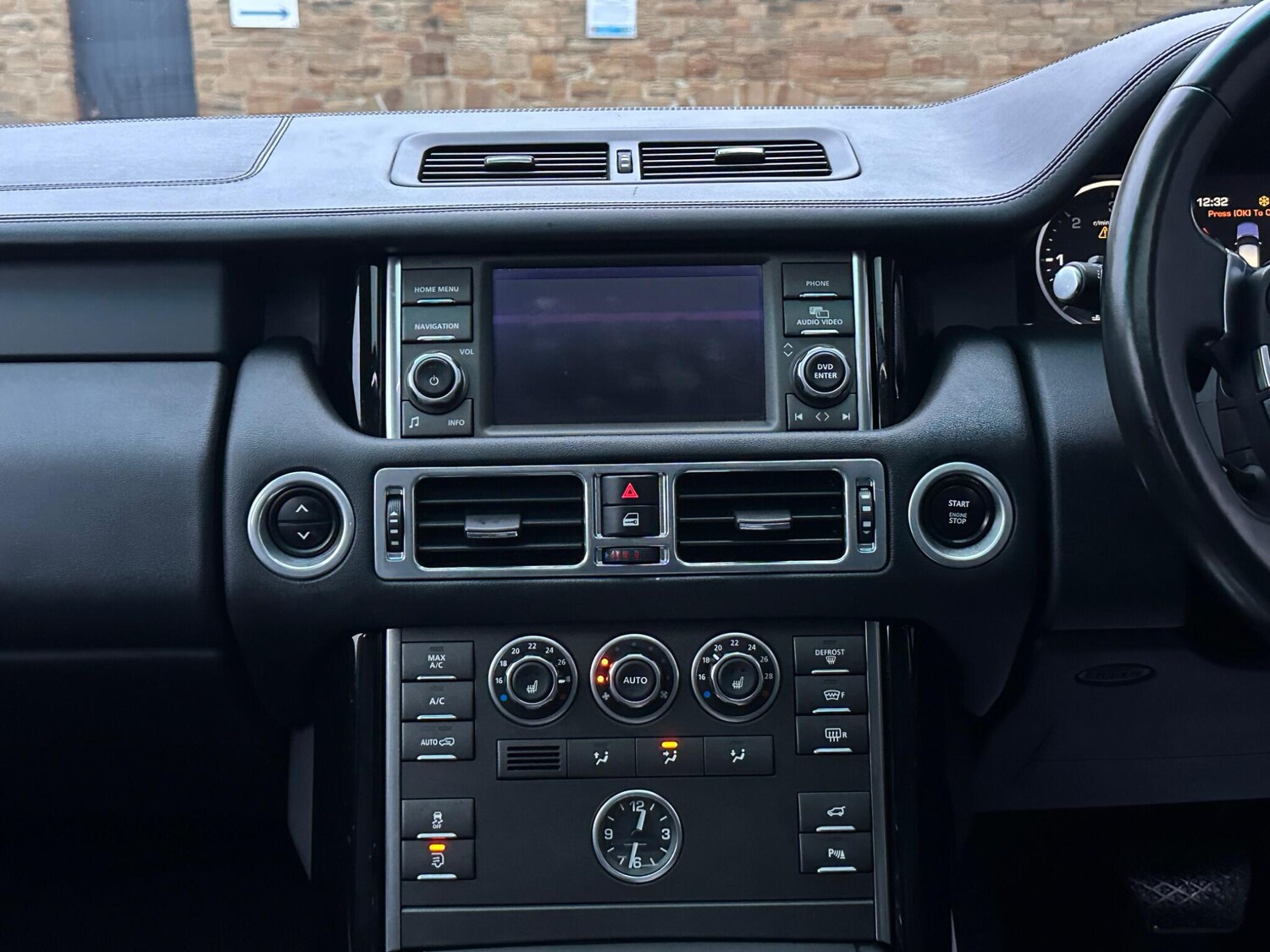 Used Land Rover Range Rover 2011 for sale - 77376204: Photo 40