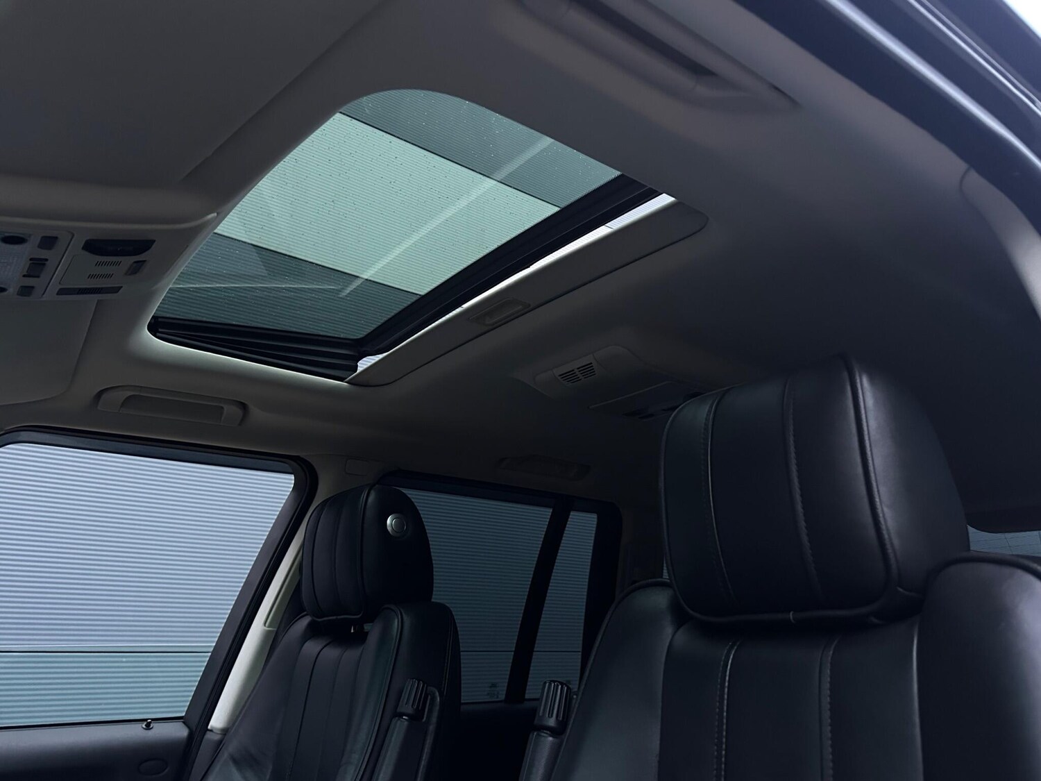 Used Land Rover Range Rover 2011 for sale - 77376204: Photo 45