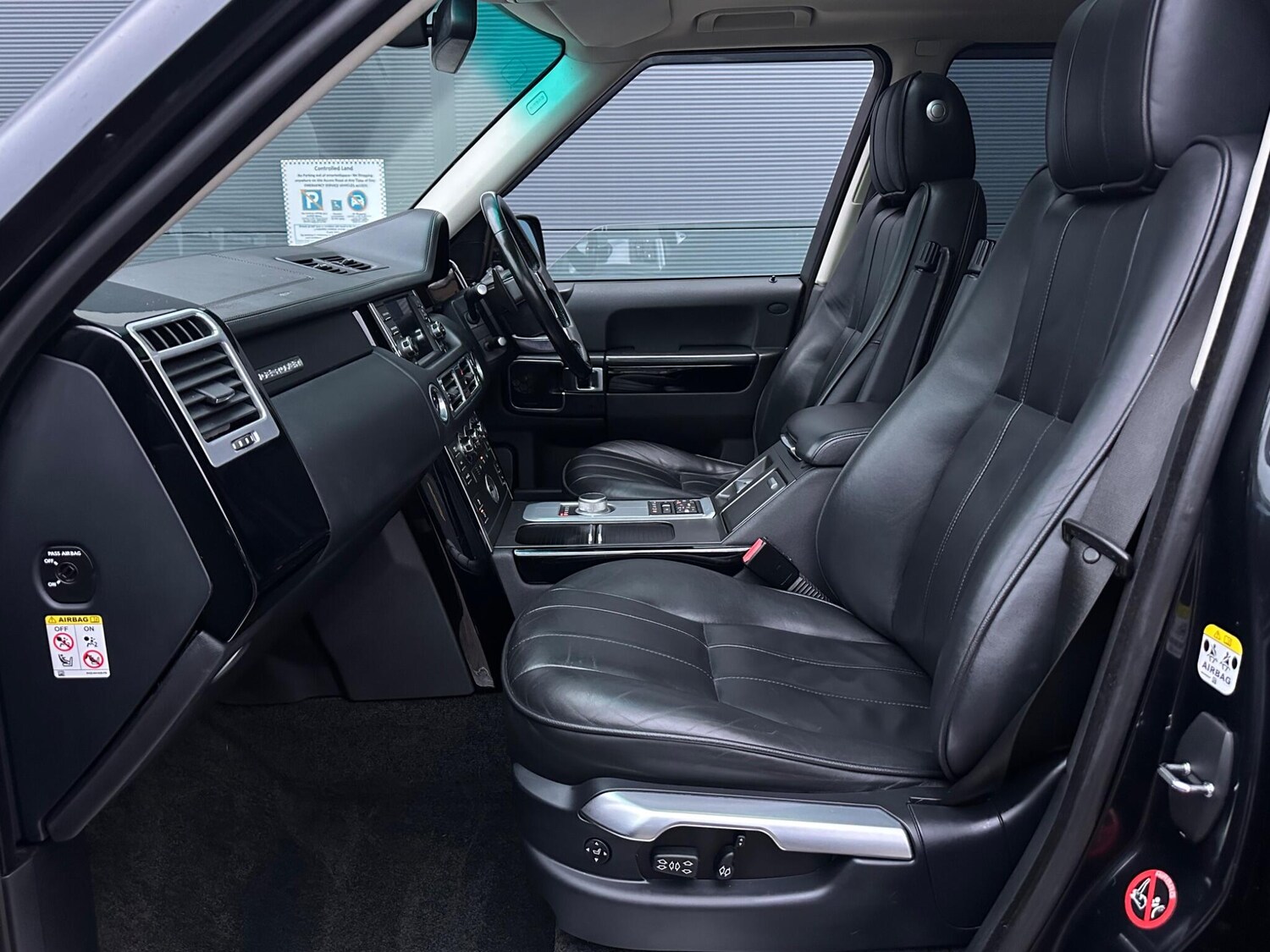 Used Land Rover Range Rover 2011 for sale - 77376204: Photo 46