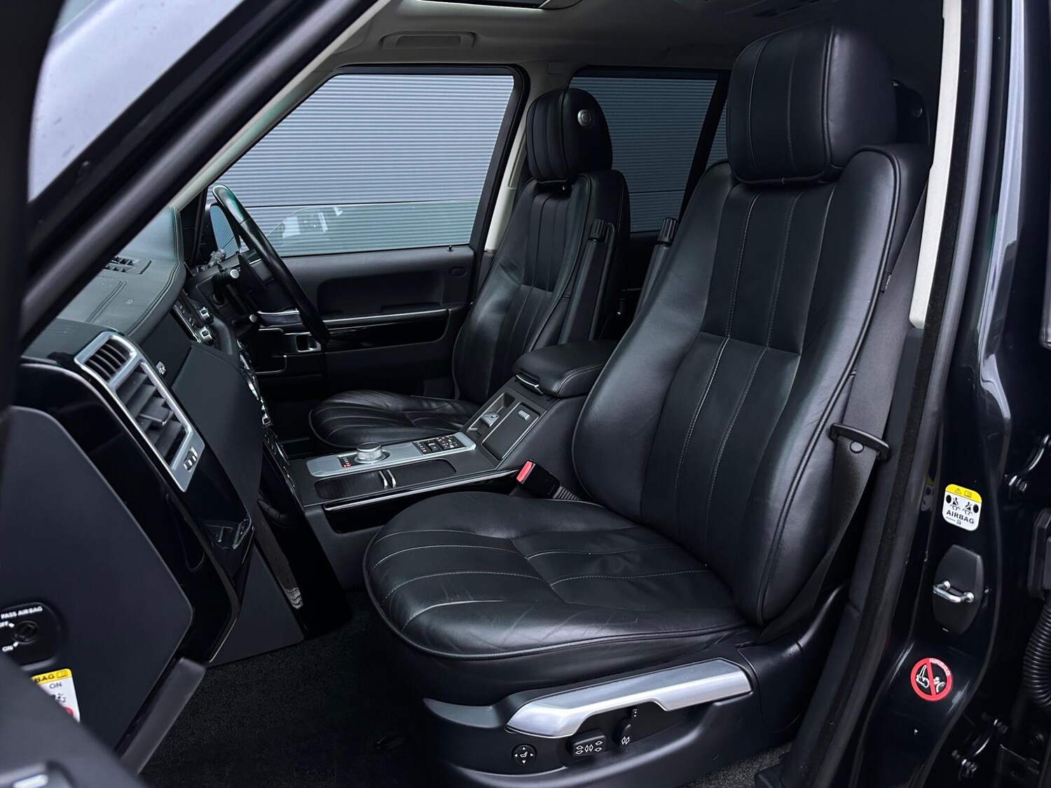 Used Land Rover Range Rover 2011 for sale - 77376204: Photo 48