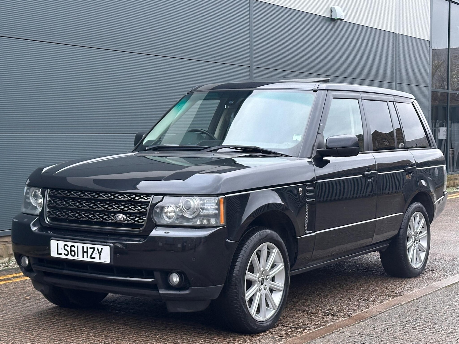 Used Land Rover Range Rover 2011 for sale - 77376204: Photo 8