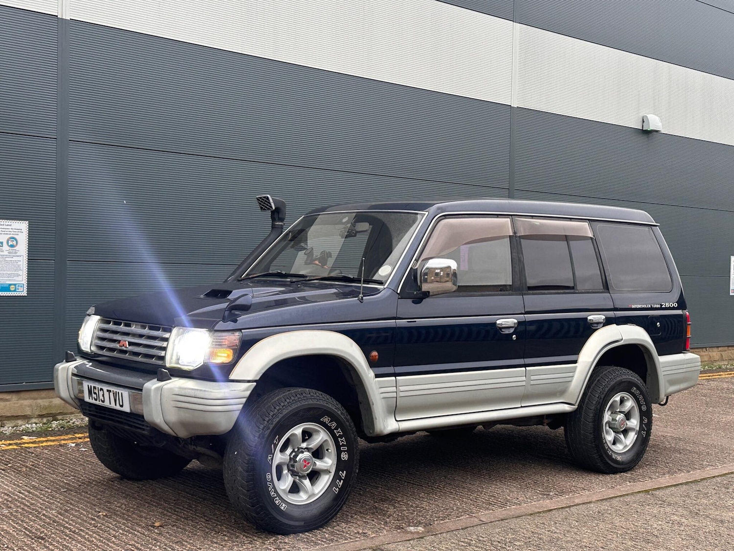 Used Mitsubishi Pajero 2003 for sale - 77049829: Photo 10