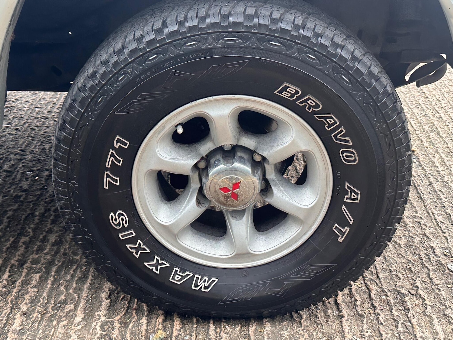 Used Mitsubishi Pajero 2003 for sale - 77049829: Photo 24