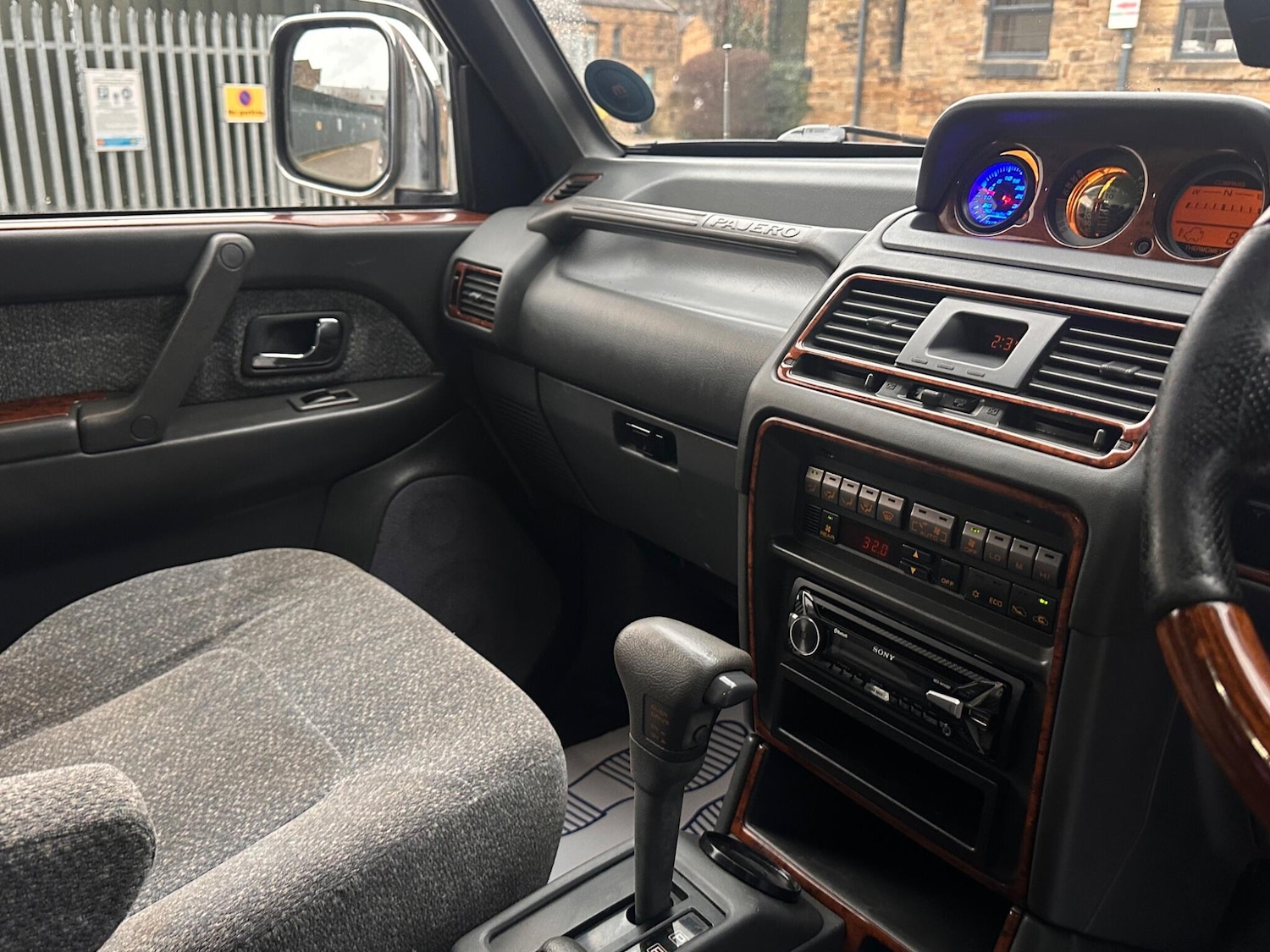 Used Mitsubishi Pajero 2003 for sale - 77049829: Photo 26