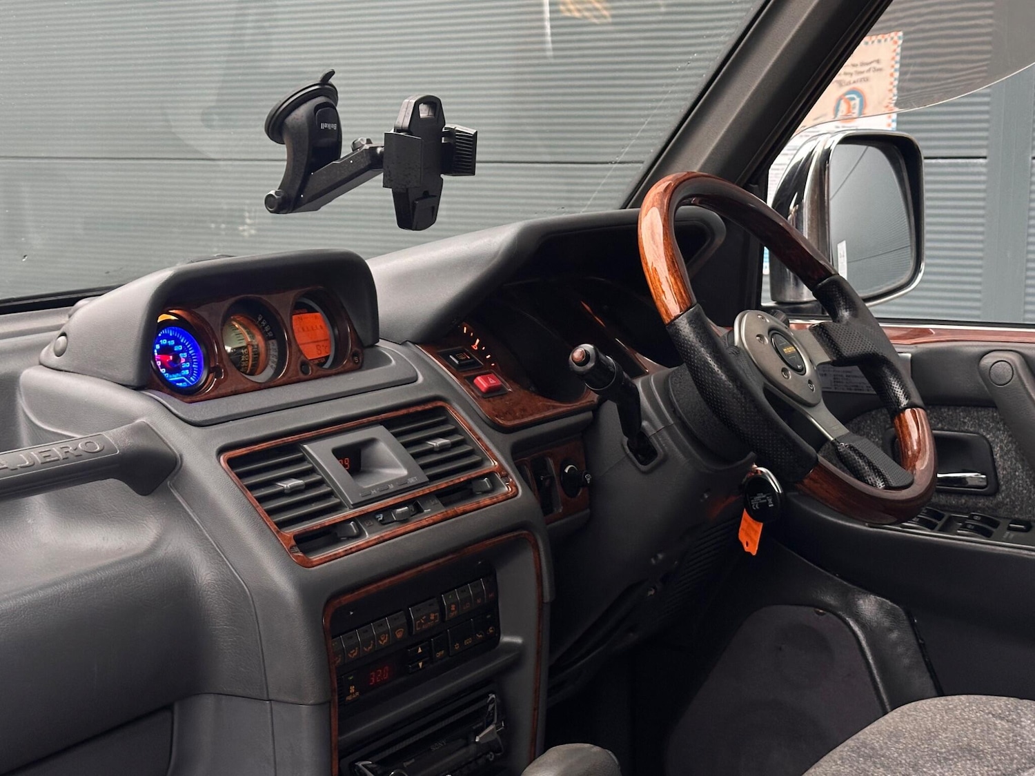 Used Mitsubishi Pajero 2003 for sale - 77049829: Photo 30