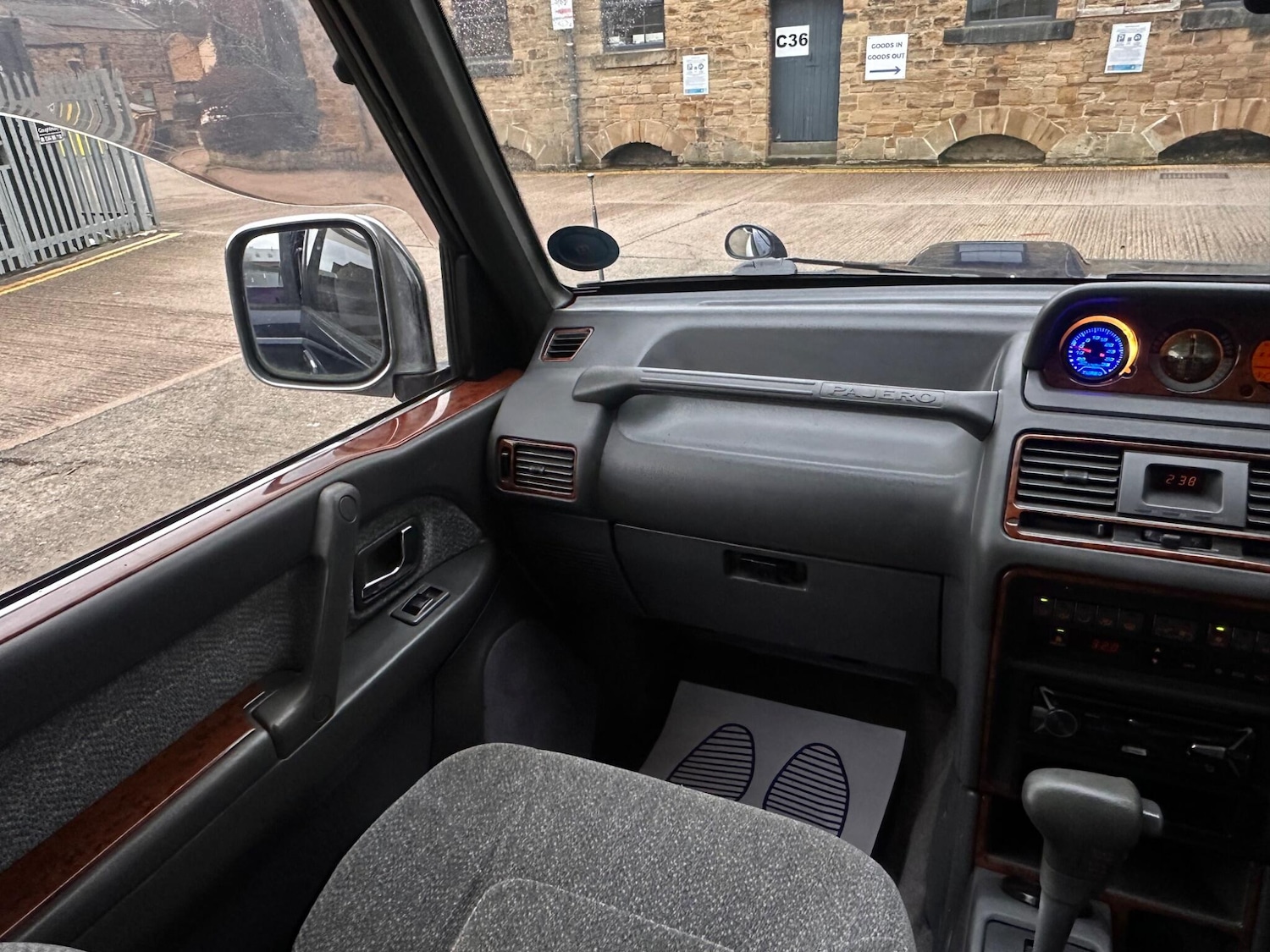 Used Mitsubishi Pajero 2003 for sale - 77049829: Photo 31