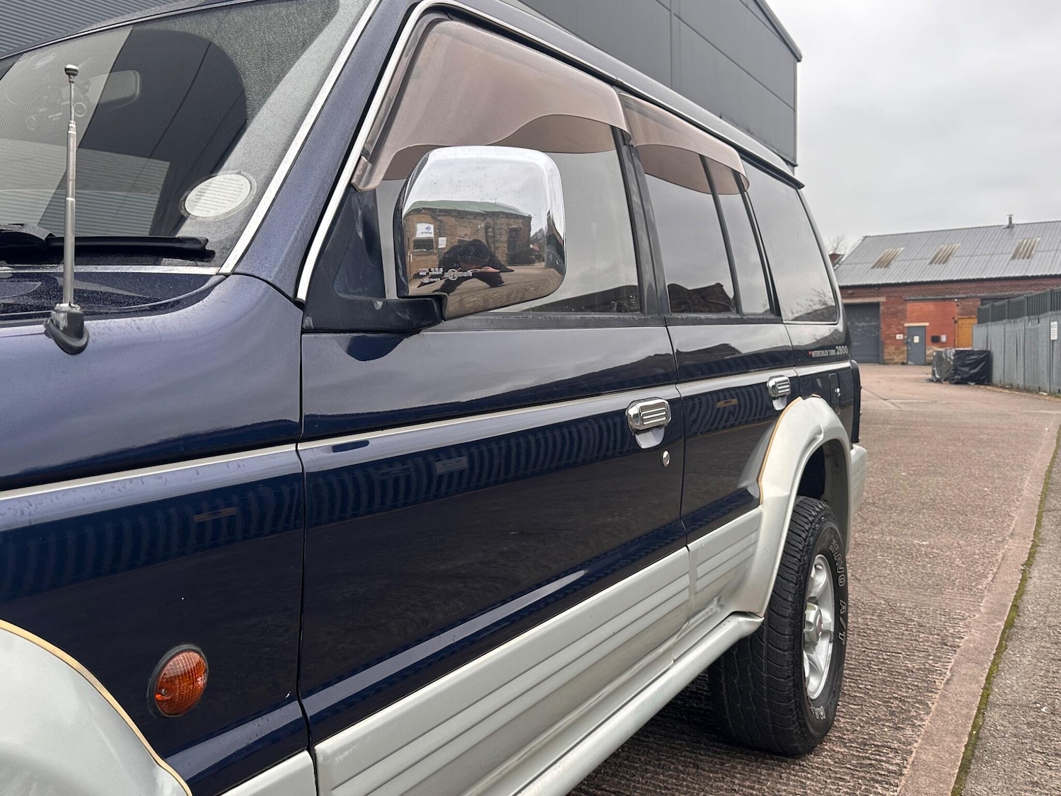 Used Mitsubishi Pajero 2003 for sale - 77049829: Photo 42