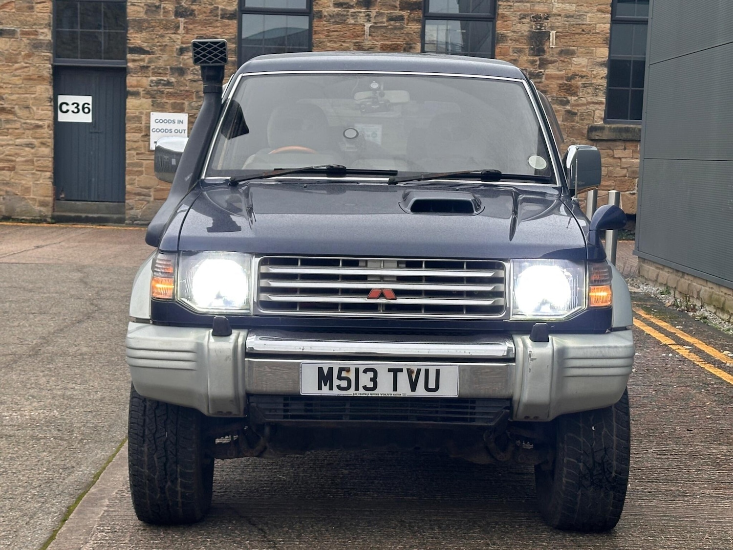 Used Mitsubishi Pajero 2003 for sale - 77049829: Photo 5