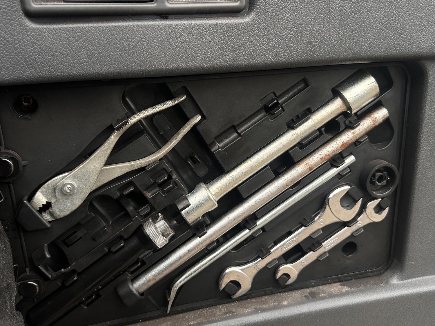 Used Mitsubishi Pajero 2003 for sale - 77049829: Photo 54