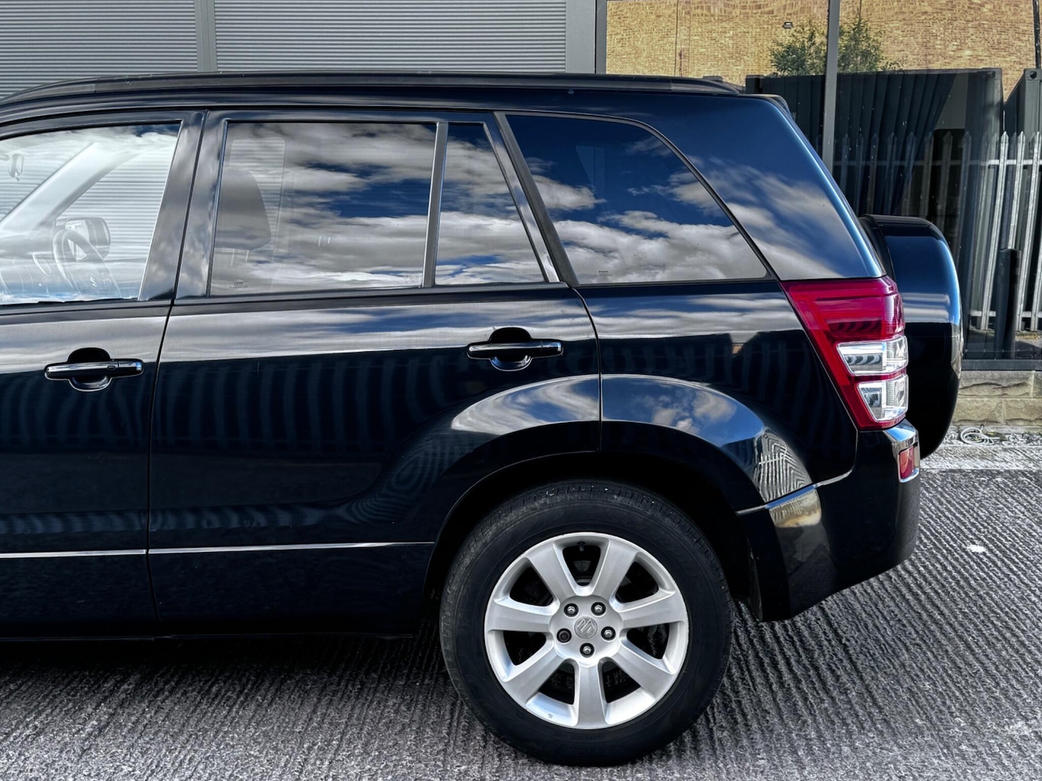 Used Suzuki Grand Vitara 2009 for sale - 76485416: Photo 9