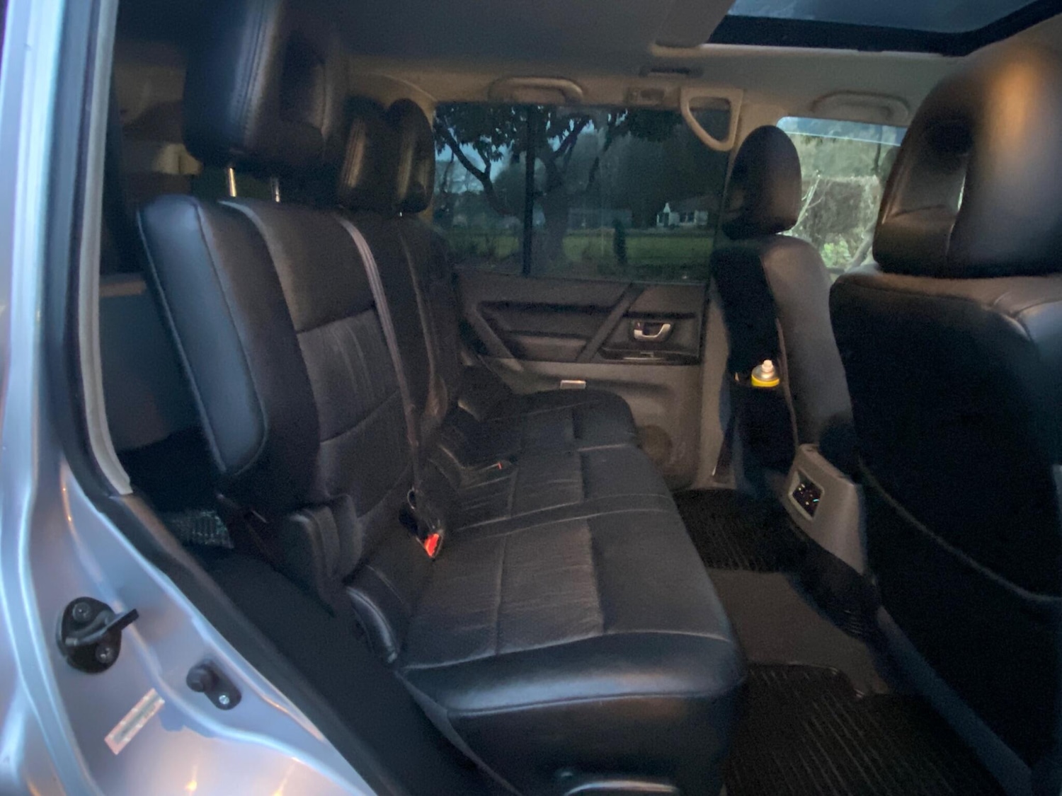 Used Mitsubishi Shogun 2004 for sale - 77202751: Photo 15