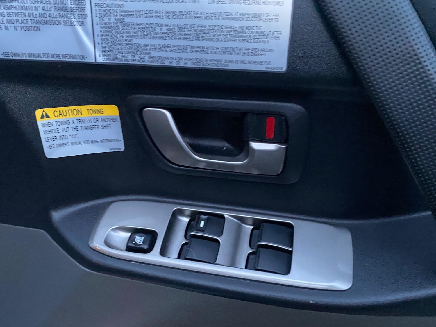 Used Mitsubishi Shogun 2004 for sale - 77202751: Photo 25