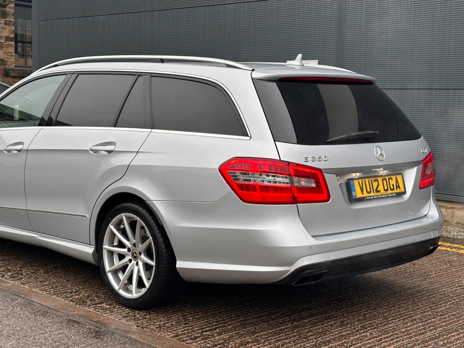 Used Mercedes-Benz E Class 2012 for sale - 77215974: Photo 12