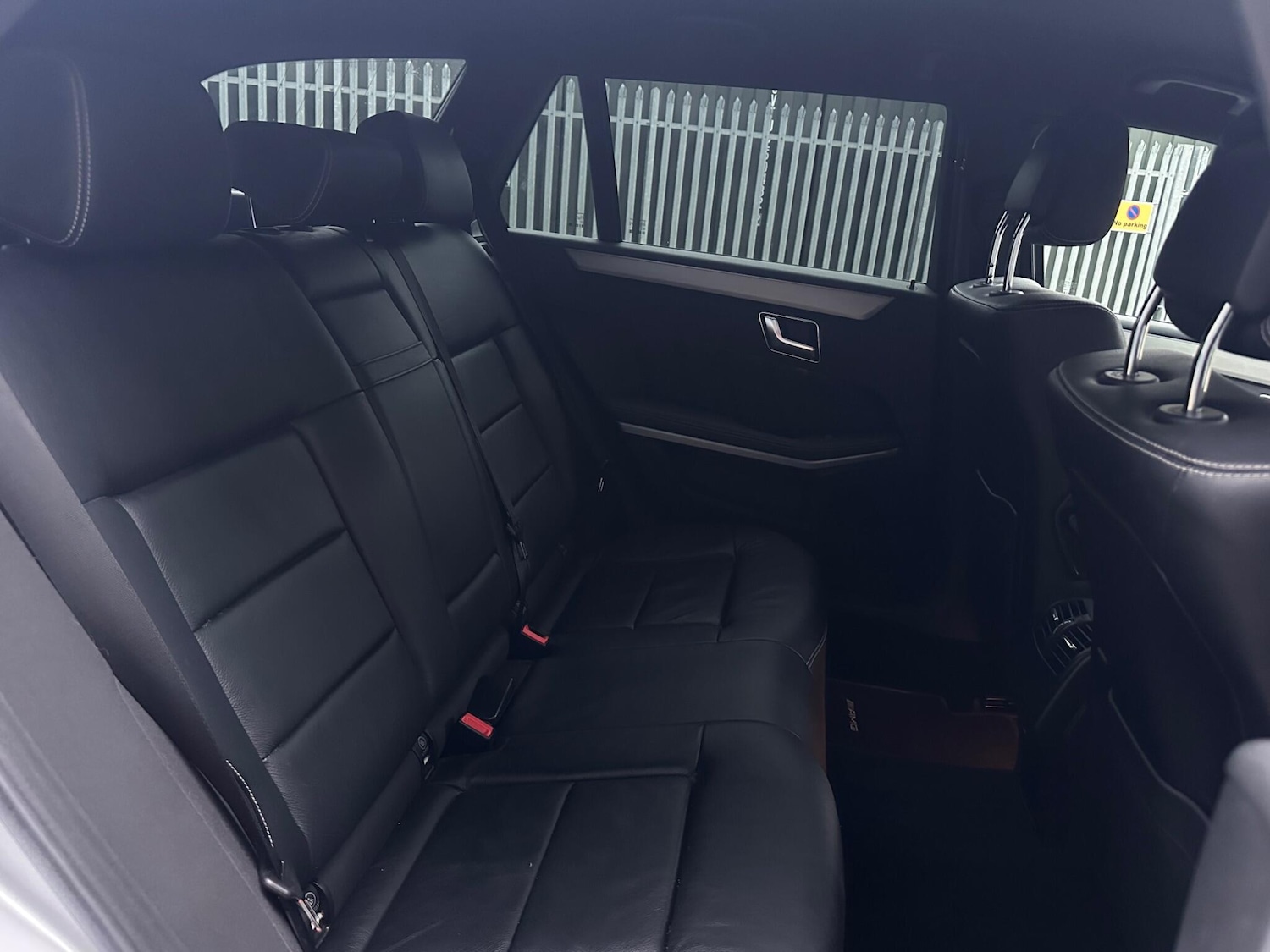 Used Mercedes-Benz E Class 2012 for sale - 77215974: Photo 27