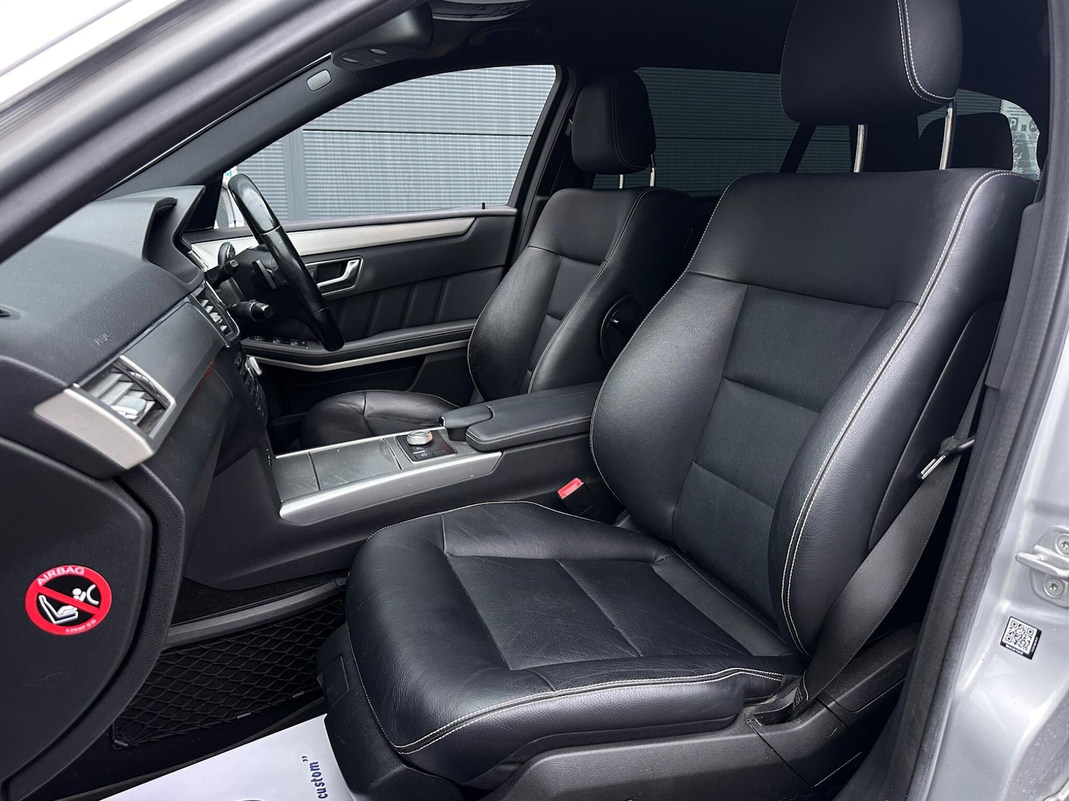 Used Mercedes-Benz E Class 2012 for sale - 77215974: Photo 45