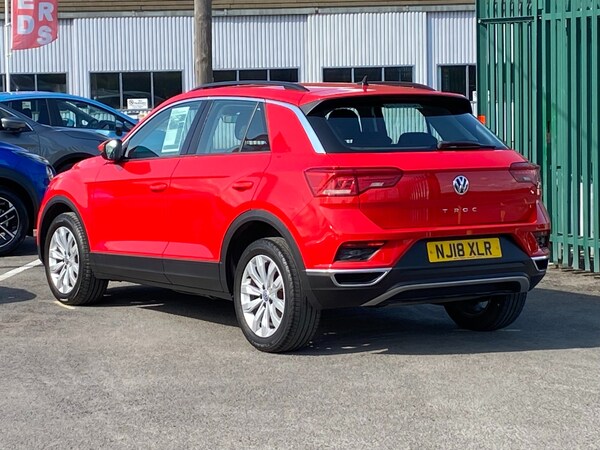 Used Volkswagen T-Roc 2018 for sale - 74707150: Photo 2