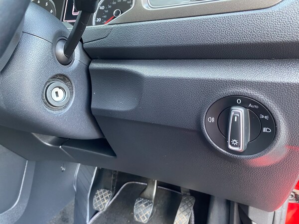 Used Volkswagen T-Roc 2018 for sale - 74707150: Photo 8
