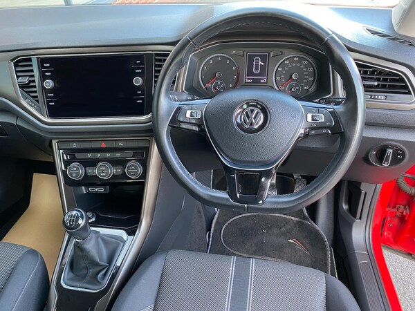 Used Volkswagen T-Roc 2018 for sale - 74707150: Photo 9