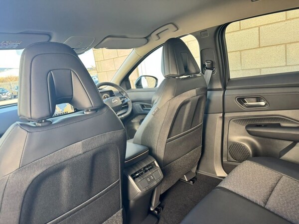 Used Nissan ARIYA 2025 for sale - 73657373: Photo 15