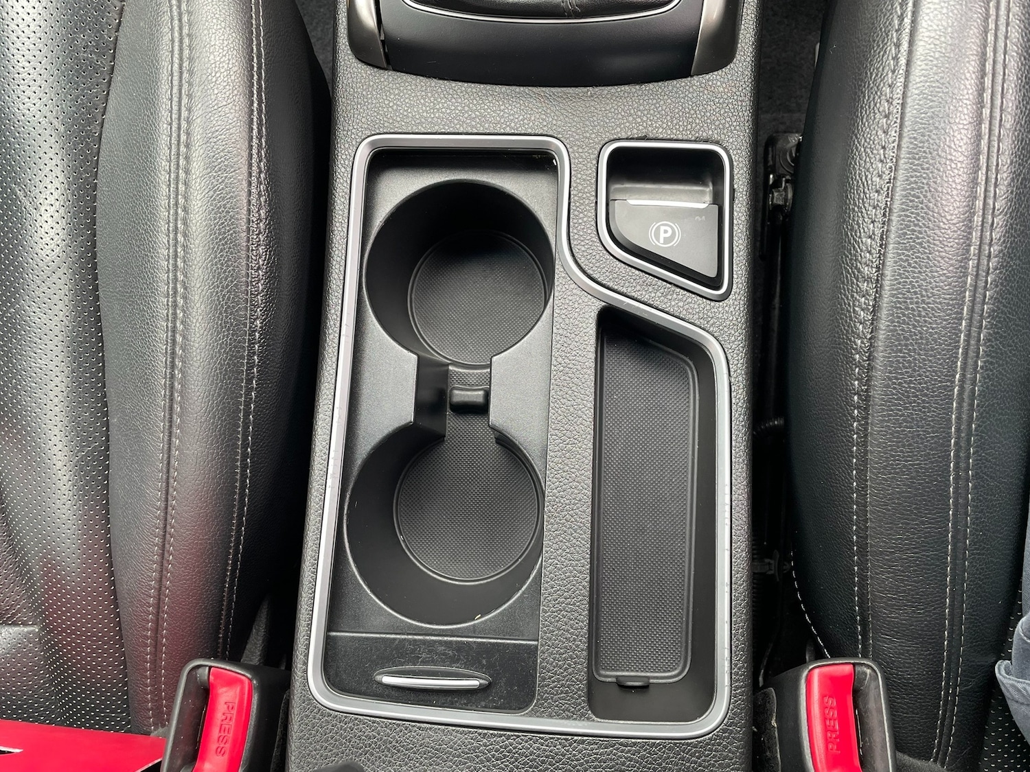 Used Hyundai i30 2015 for sale - 76036324: Photo 11