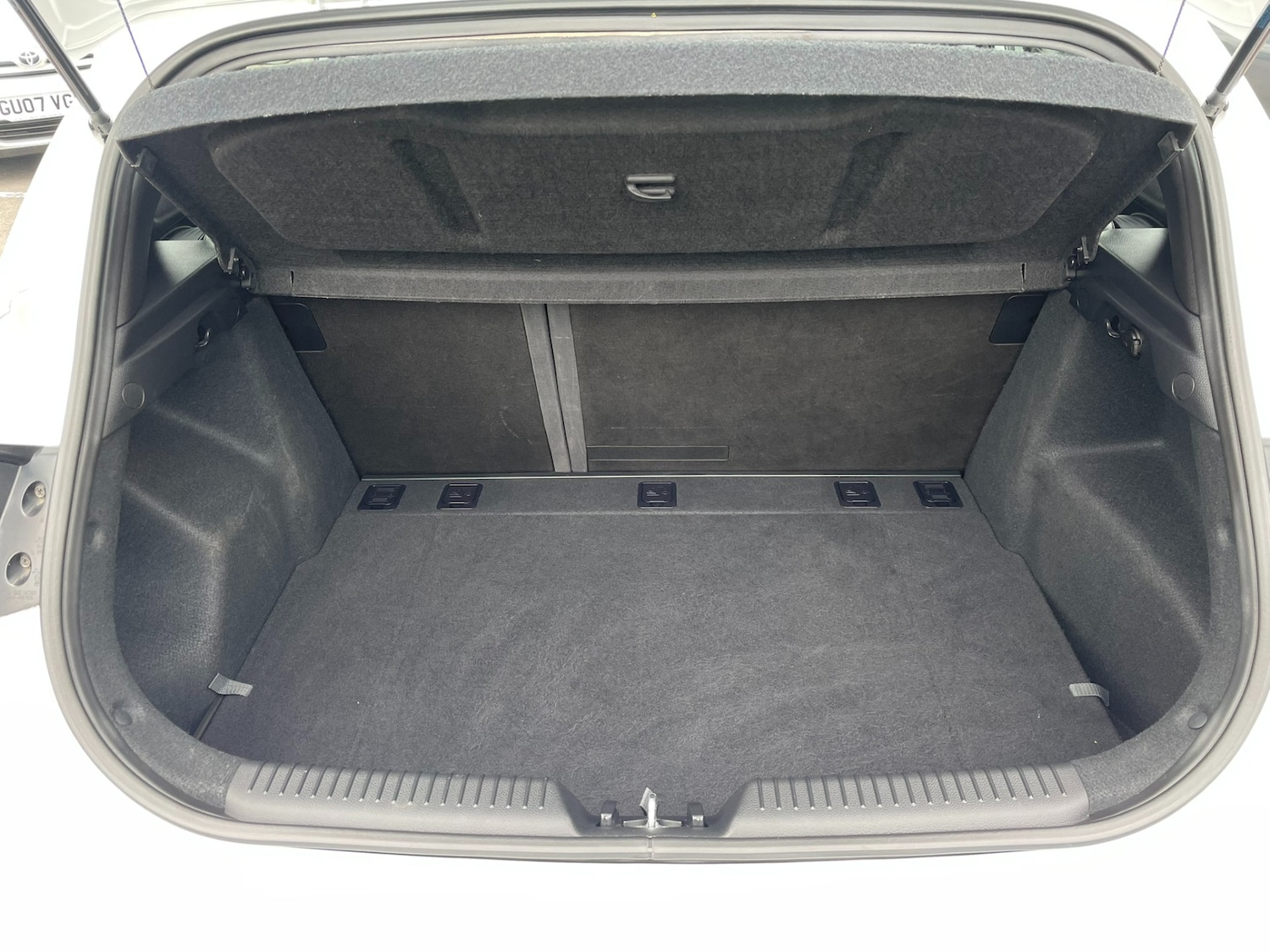 Used Hyundai i30 2015 for sale - 76036324: Photo 6