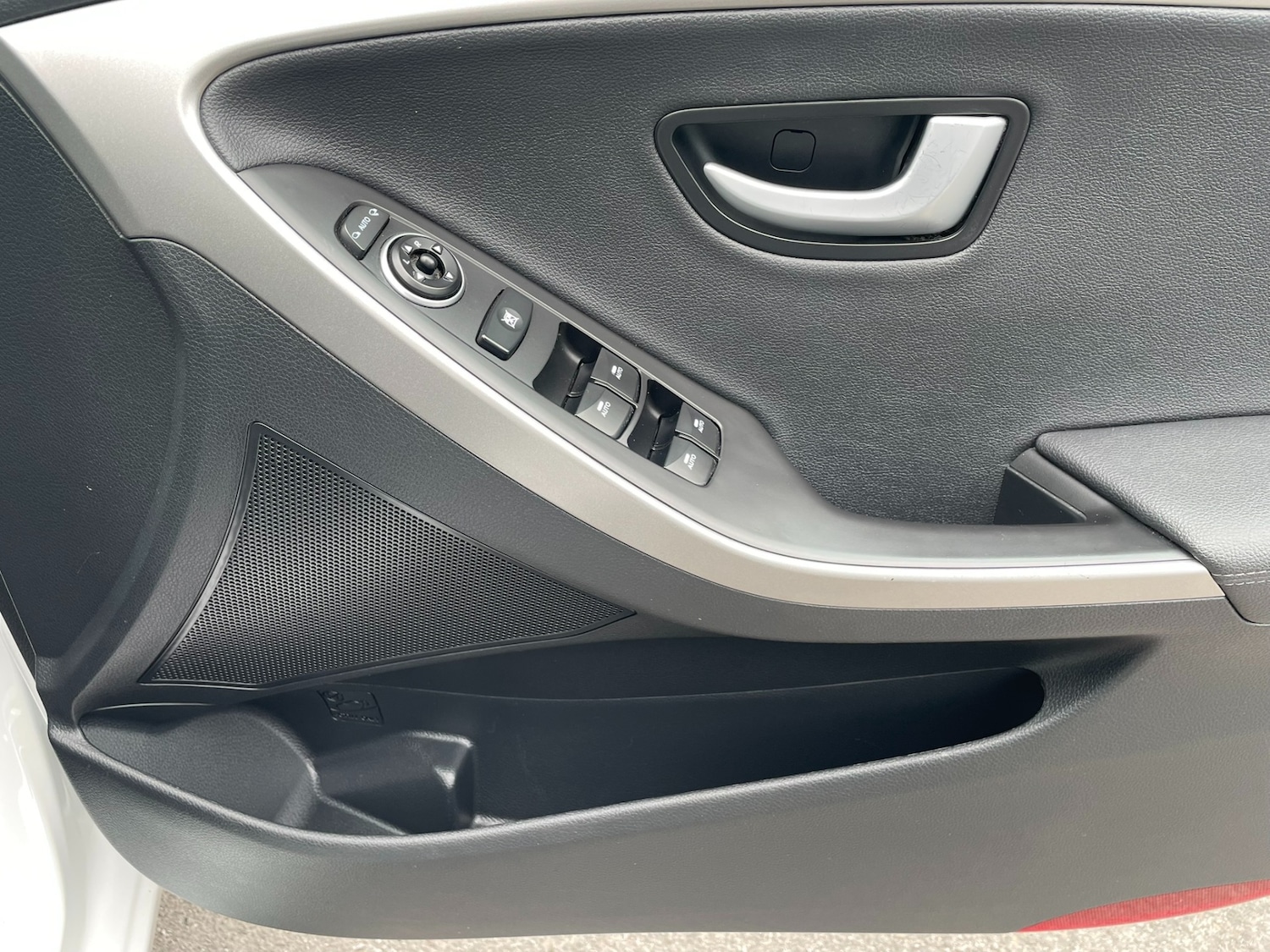 Used Hyundai i30 2015 for sale - 76036324: Photo 7