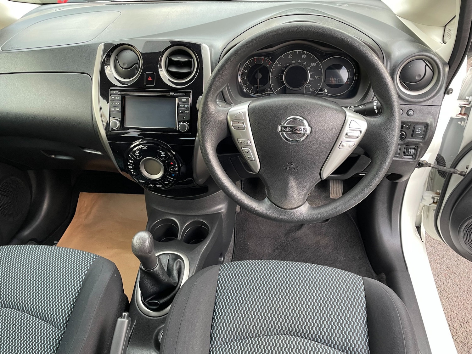 Used Nissan Note 2013 for sale - 76316516: Photo 9