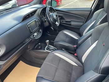 Used Toyota Yaris 2019 for sale - 78423861: Photo