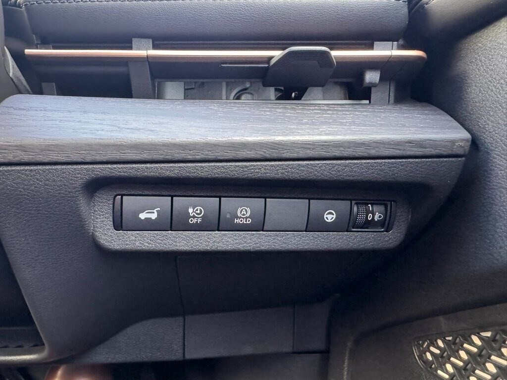 Used Nissan ARIYA 2022 for sale - 72220700: Photo 23