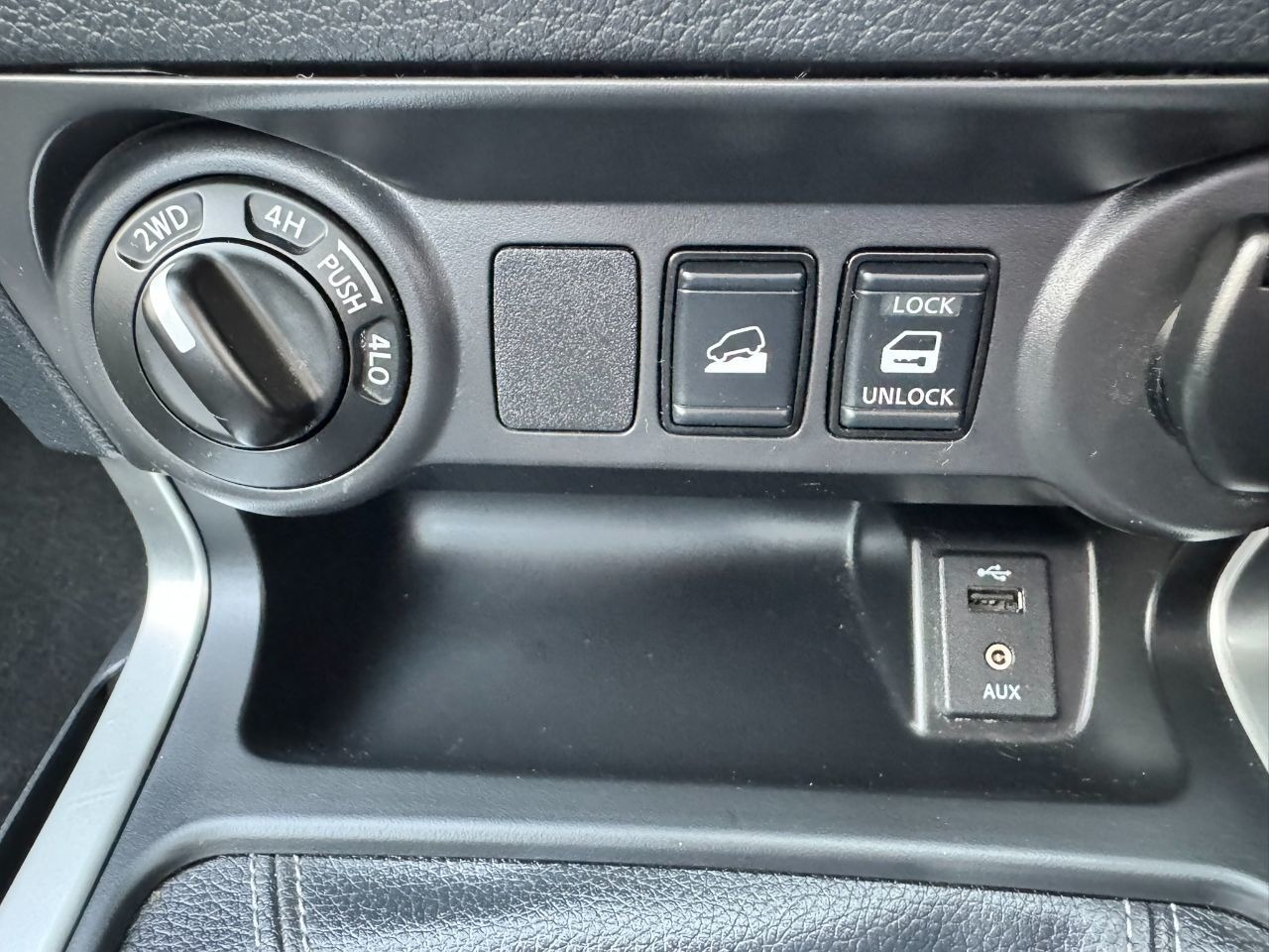 Used Nissan Navara 2023 for sale - 76553895: Photo 18