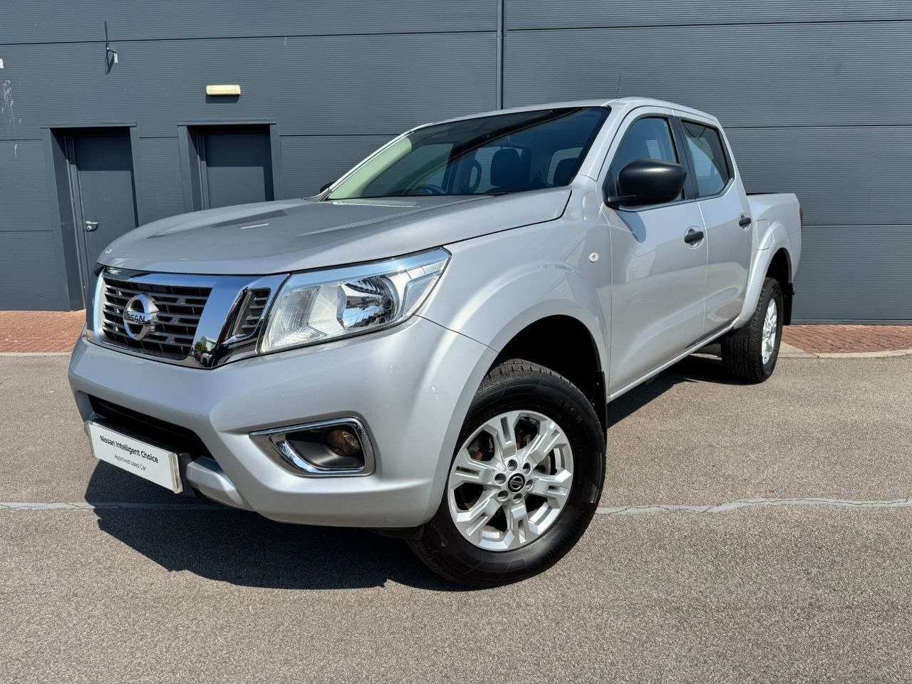 Used Nissan Navara 2023 for sale - 76553895: Photo 3