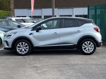 Used Renault Captur 2020 for sale - 74138017: Photo