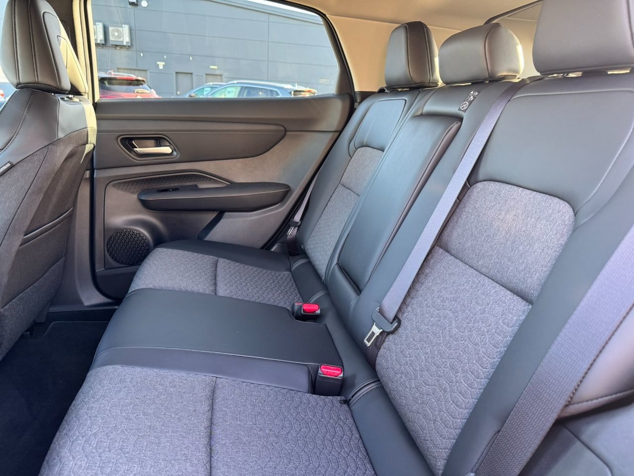 Used Nissan ARIYA 2025 for sale - 76785400: Photo 9