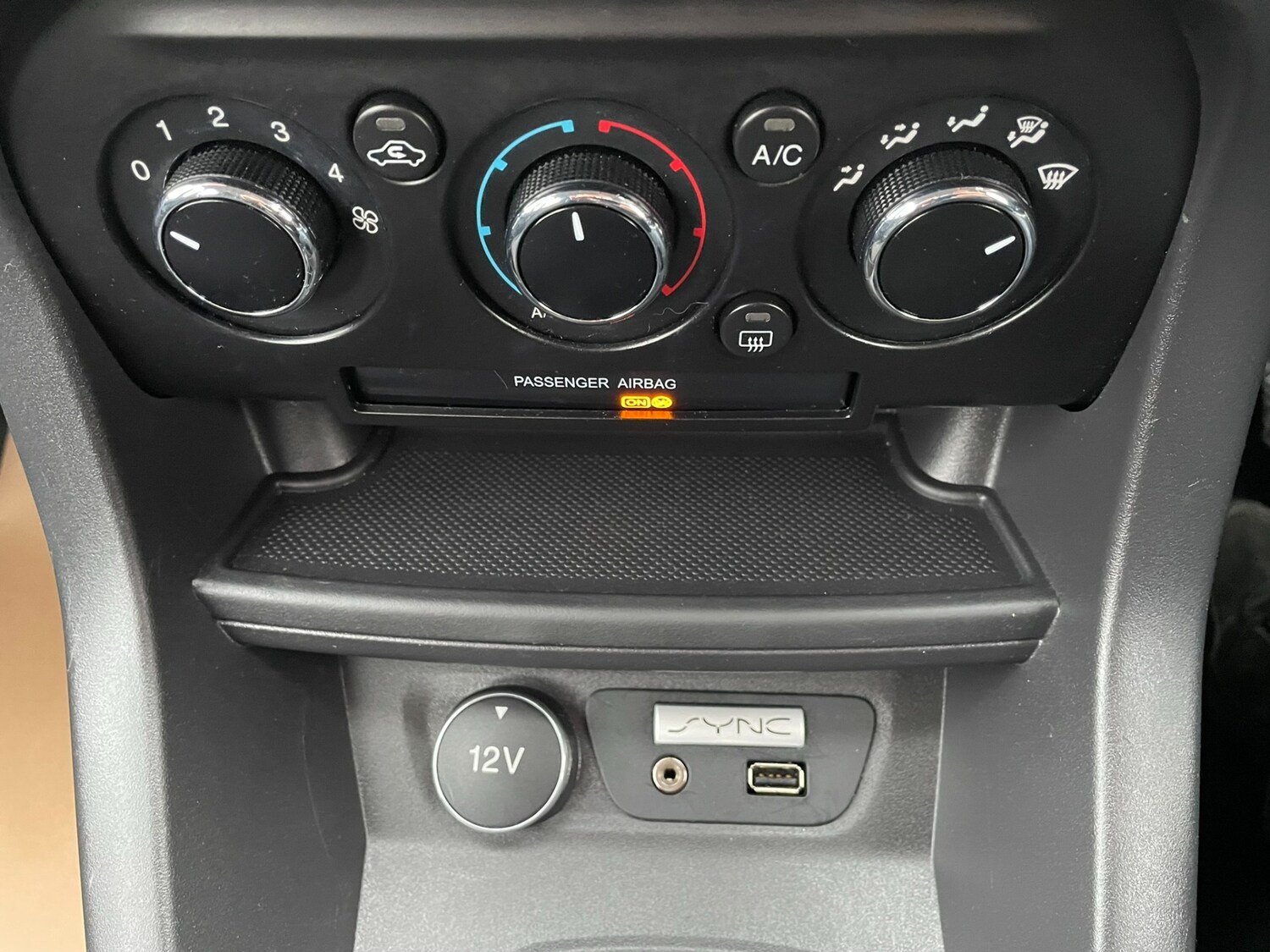 Used Ford Ka+ 2017 for sale - 76130376: Photo 13