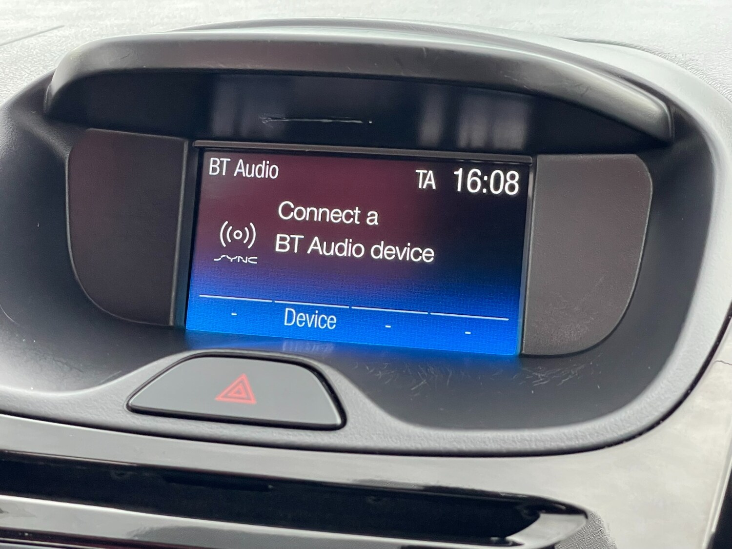 Used Ford Ka+ 2017 for sale - 76130376: Photo 15