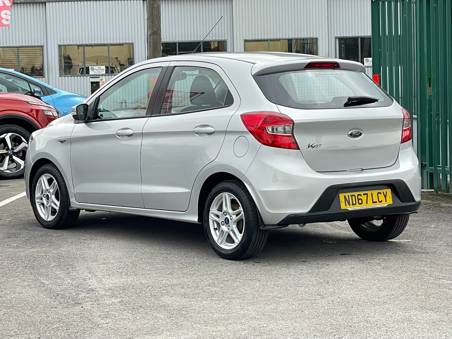 Used Ford Ka+ 2017 for sale - 76130376: Photo 2
