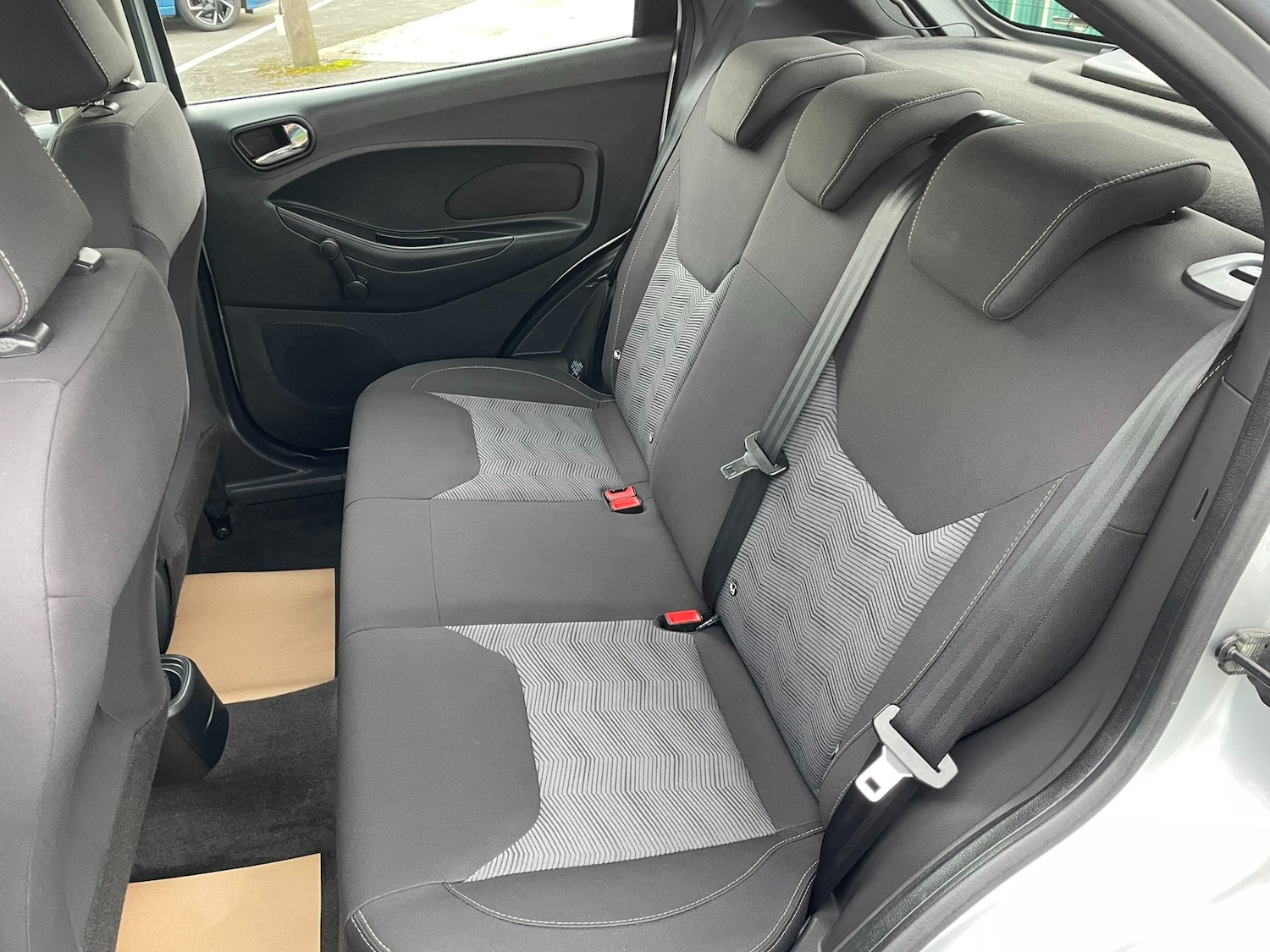 Used Ford Ka+ 2017 for sale - 76130376: Photo 5