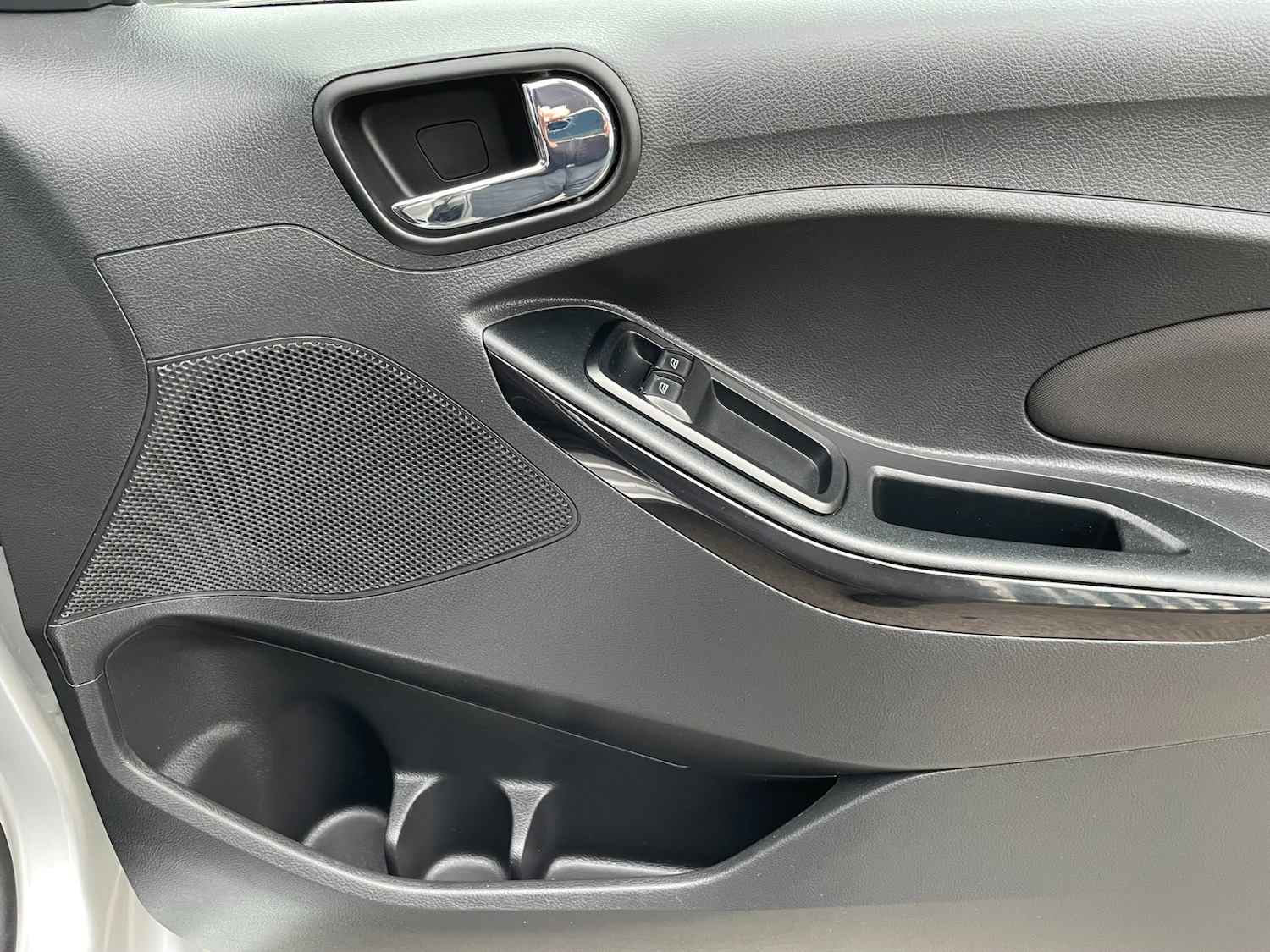 Used Ford Ka+ 2017 for sale - 76130376: Photo 7