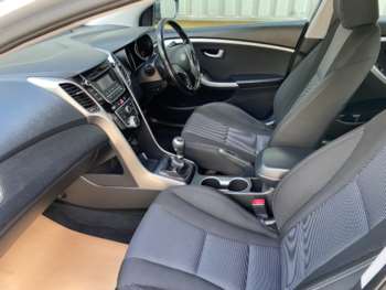 Used Hyundai i30 2013 for sale - 73951379: Photo