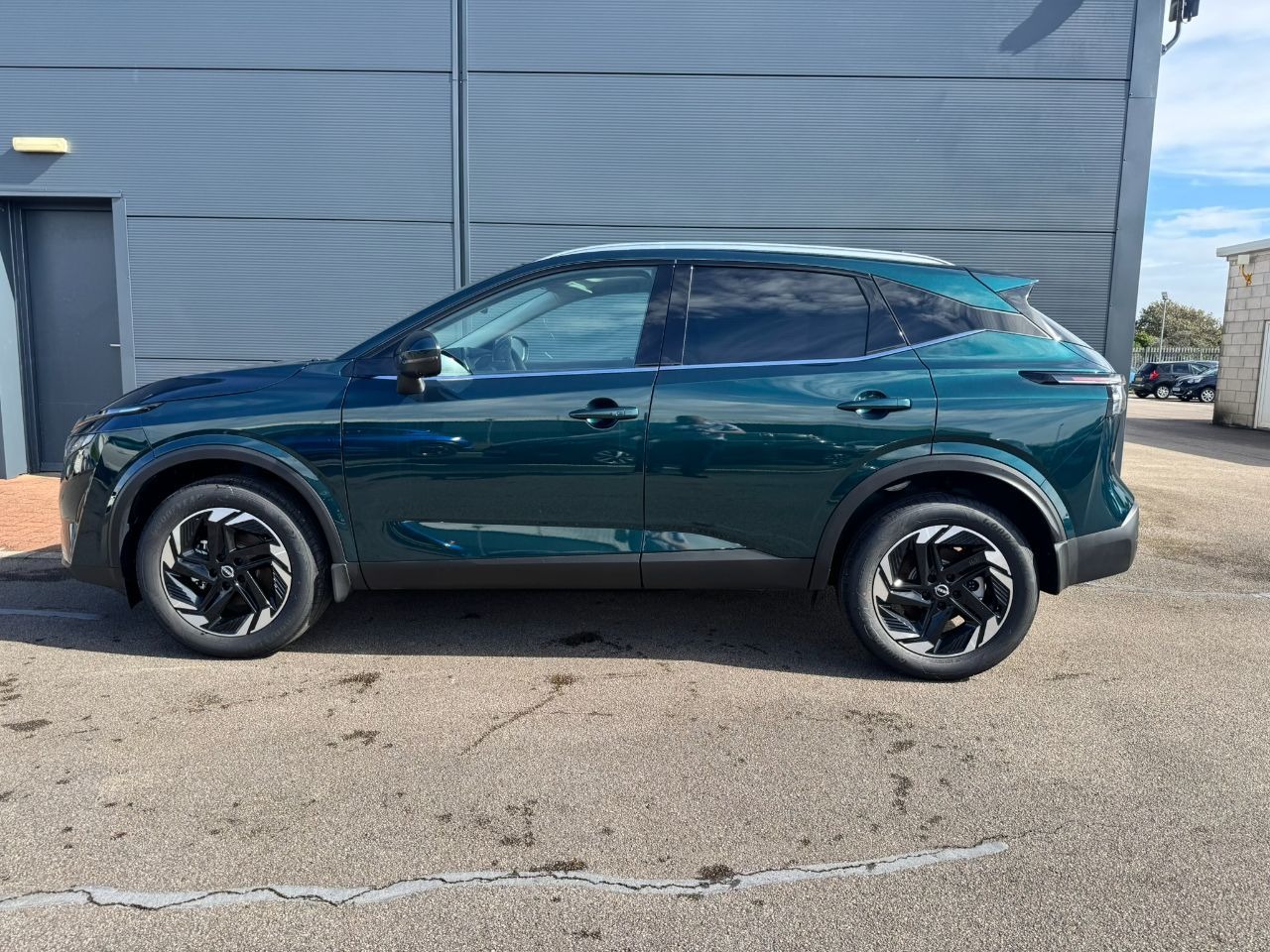 Used Nissan Qashqai 2025 for sale - 76324996: Photo 4