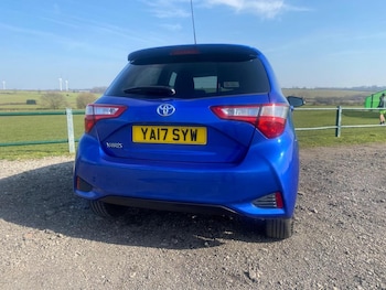 Used Toyota Yaris 2017 for sale - 76497426: Photo