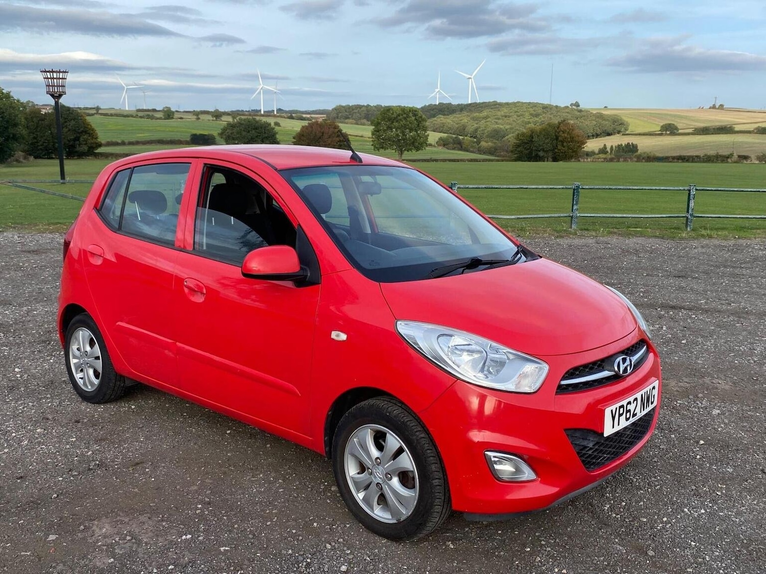 Used Hyundai i10 2012 for sale - 76497531: Photo 2