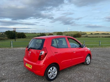 Used Hyundai i10 2012 for sale - 76497531: Photo
