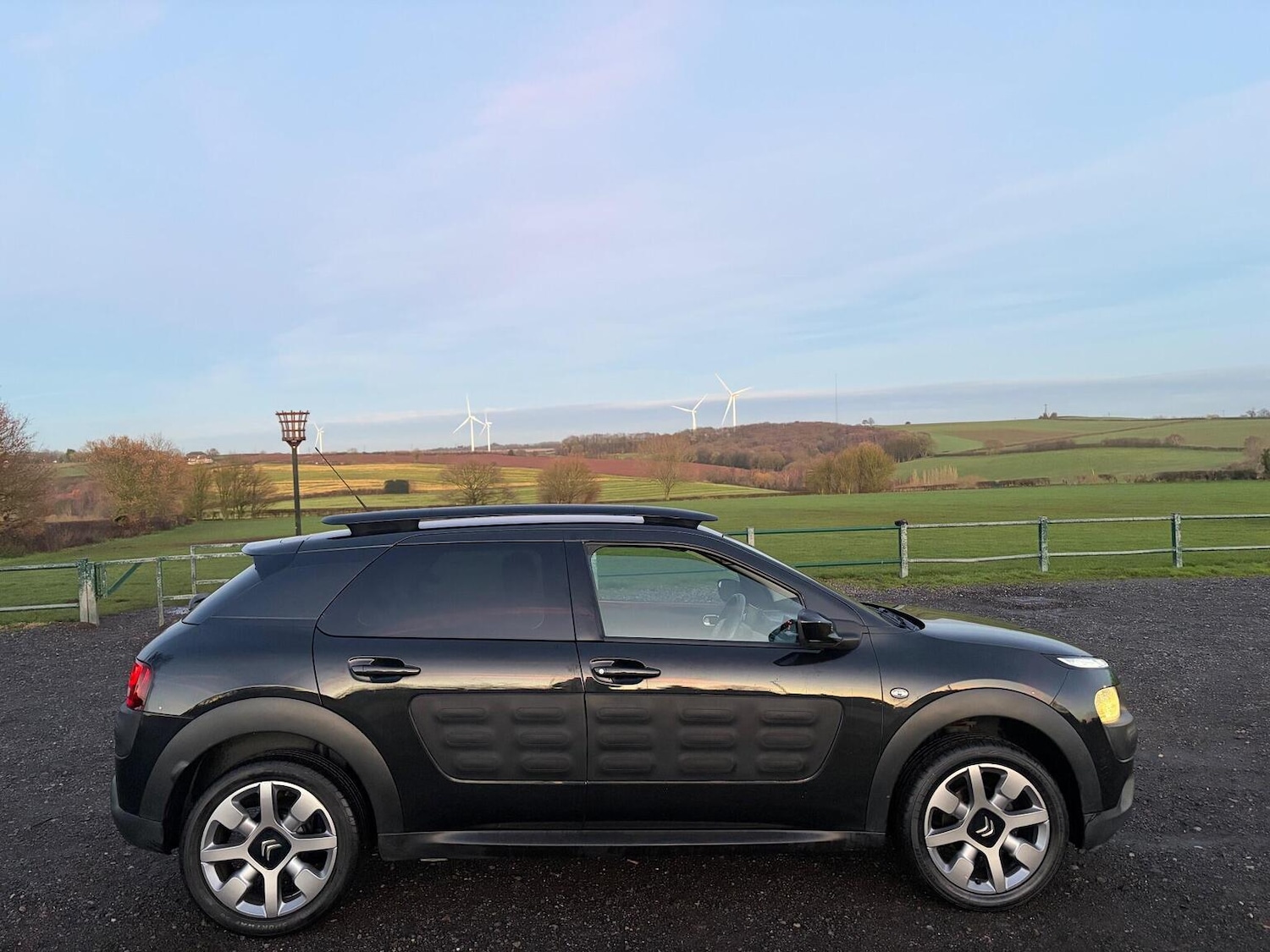 Used Citroen C4 Cactus 2016 for sale - 76911135: Photo 2