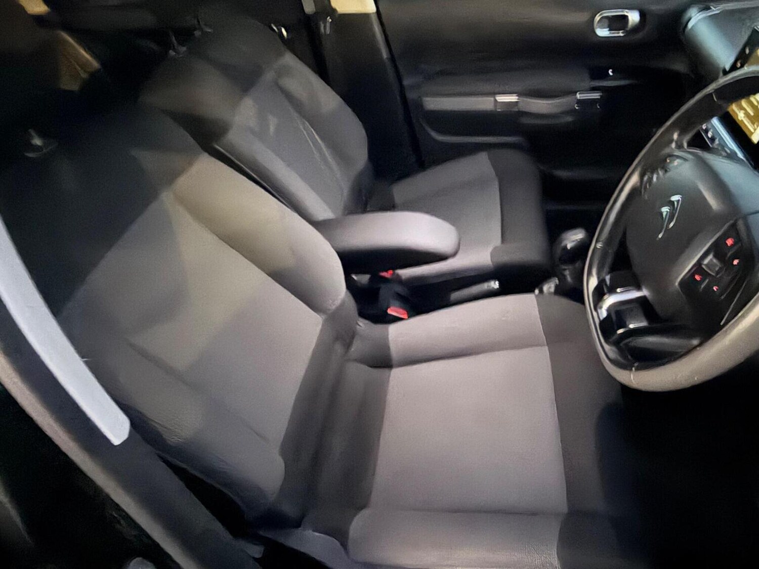 Used Citroen C4 Cactus 2016 for sale - 76911135: Photo 39