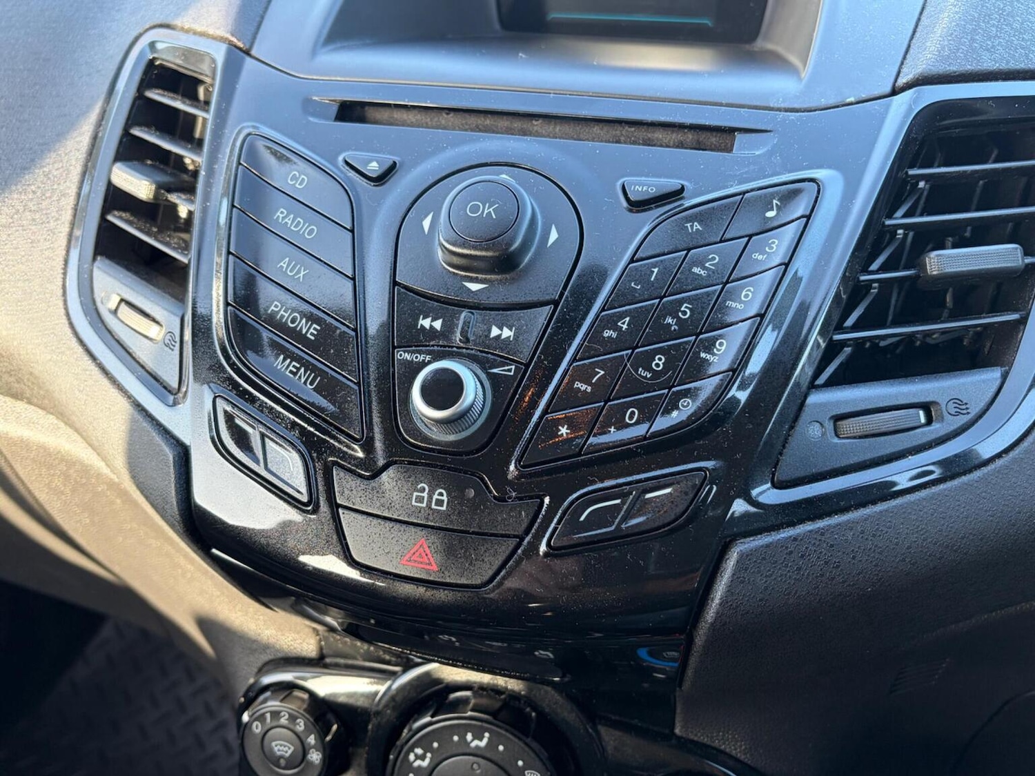 Used Ford Fiesta 2014 for sale - 77342661: Photo 23